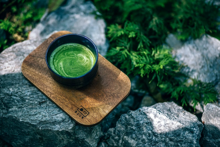 Eight Green Tea Skincare Benefits